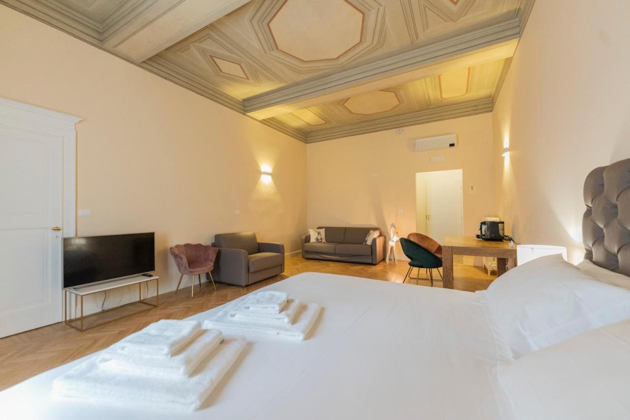 Aldrovandi Luxury Suites And Apartment Bologna Exterior photo