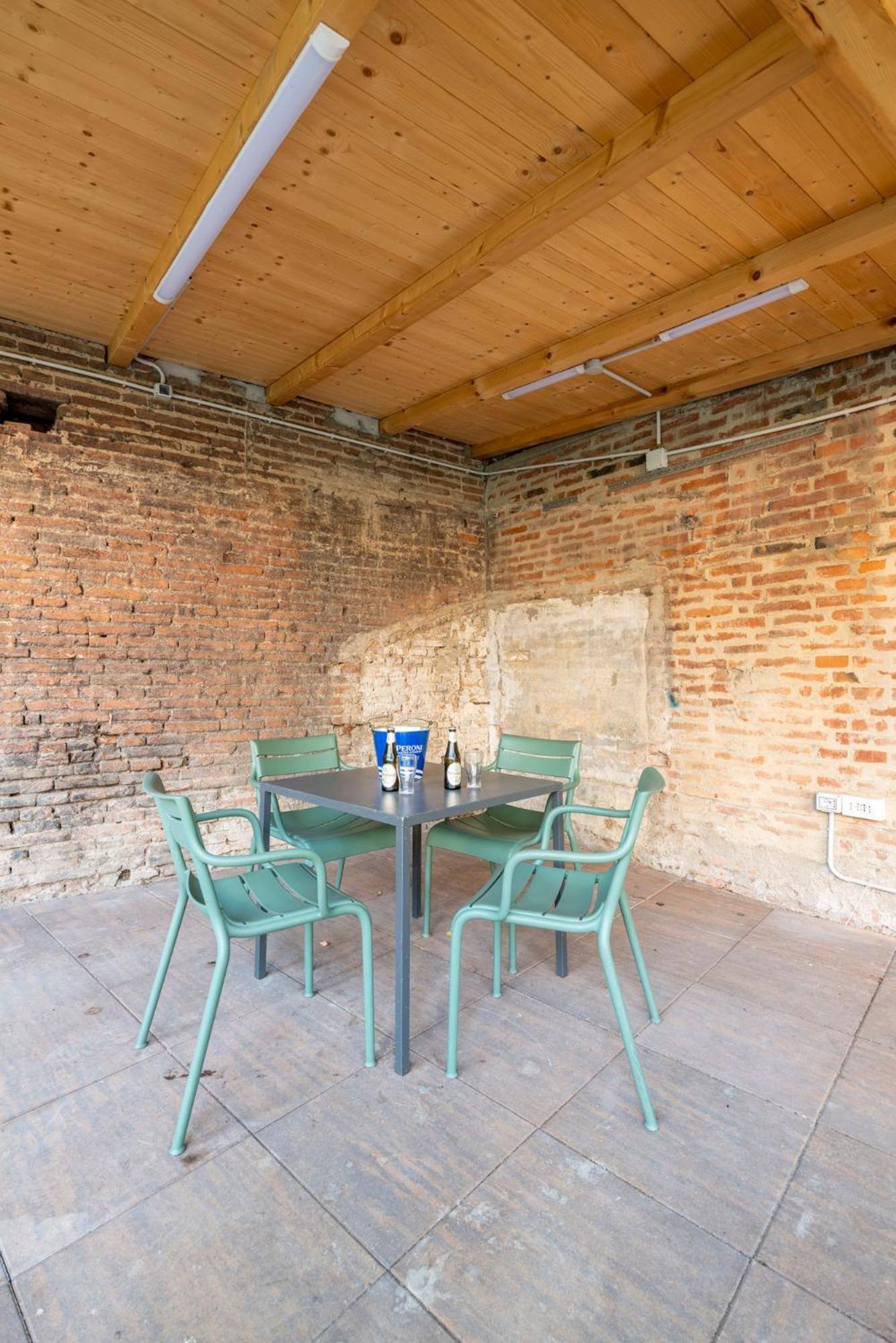 Aldrovandi Luxury Suites And Apartment Bologna Exterior photo